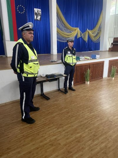 Професионална техническа гимназия се включи в инициативата "18 септември - Ден без загинали на пътя" 1