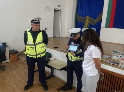 Професионална техническа гимназия се включи в инициативата "18 септември - Ден без загинали на пътя" 8