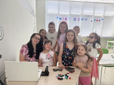 ЛЯТНА STEM ЗАНИМАЛНЯ ,, Наука без граници '' 17