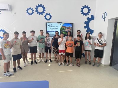 ЛЯТНА STEM ЗАНИМАЛНЯ ,, Наука без граници '' 1